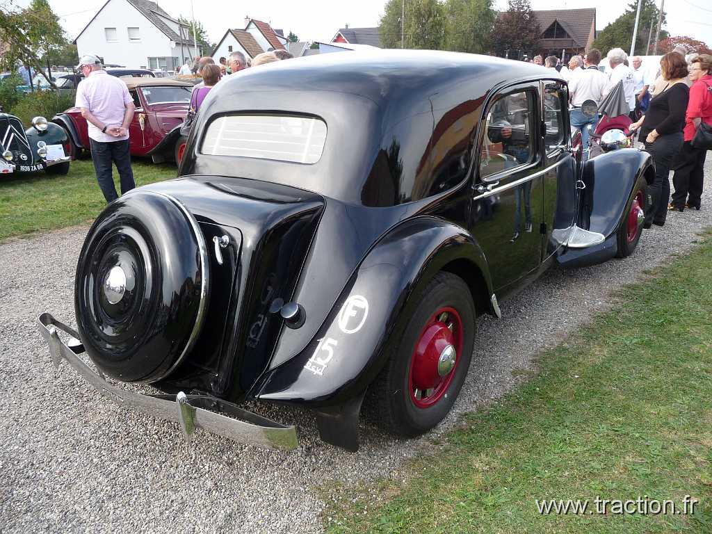 2014_Rustenhart (117).jpg - 34ème Randonnée Internationale des Vendanges organisée par le CVAAM, Traction 15 - Six de 1948